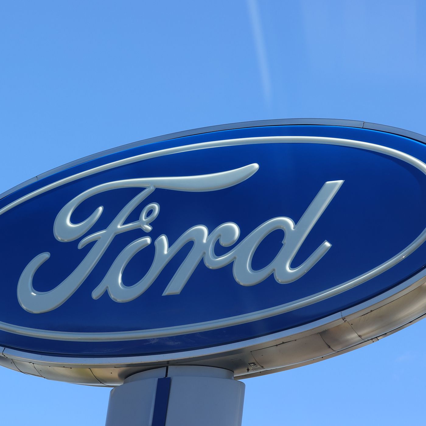 Ford Faces $2 Billion Loss in First Quarter