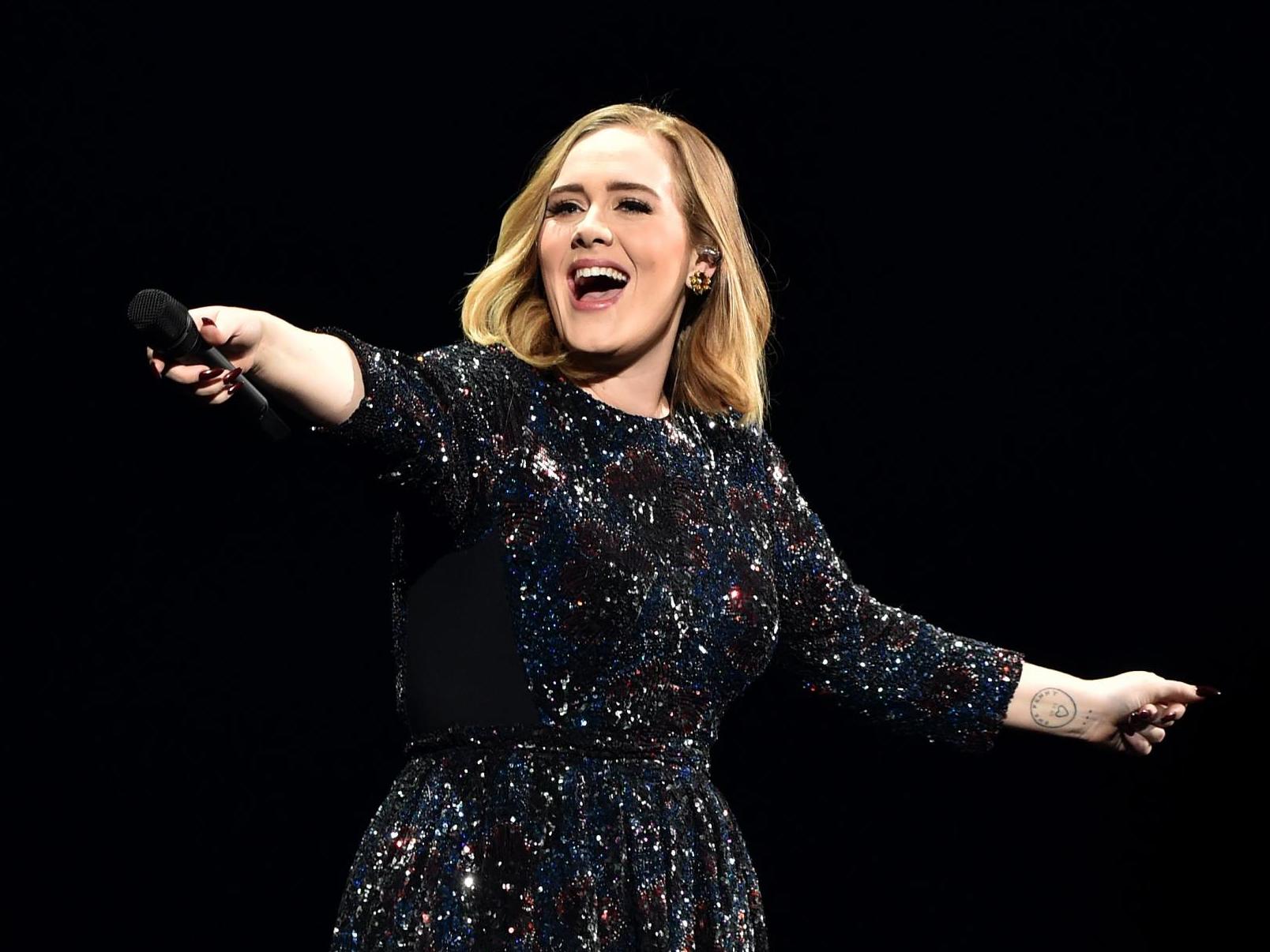 Adele Seen To Shaved Her All Hair Off in New Picture
