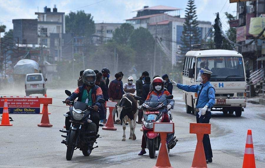 खुकुलो बनाएर उपत्यकामा एक हप्ता निषेधाज्ञा थपियाे