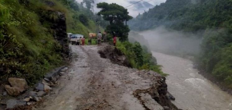 चीनले अर्निको राजमार्गको मर्मत गर्न १.४४२ अर्ब सहयोग