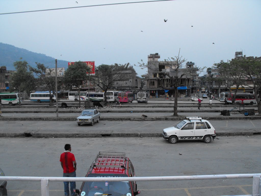 नयाँ बुस्परार्क- कुलेश्वर कोरिडोर सडक डुम्प्लेट हुदै