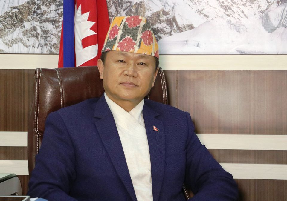 मुख्यमन्त्री राई विरुद्धको अविश्वासको प्रस्ताव फिर्ता लिन माधव नेपाल समूह सहमत