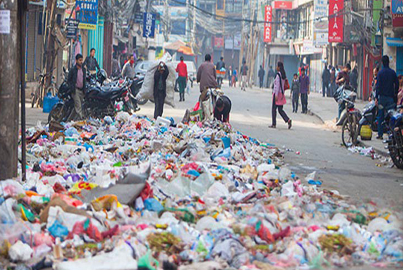 काठमाडौँ महानगरभित्रको फोहोर अझै एक साता नउठ्ने