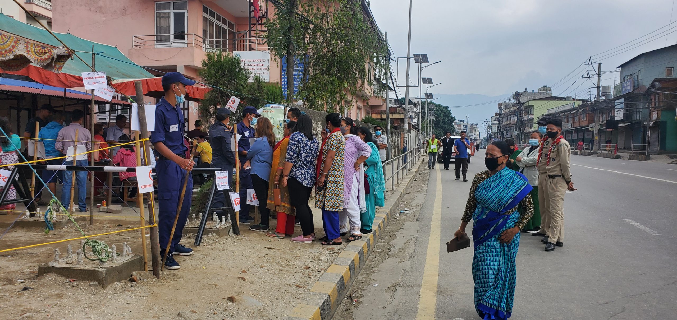 मध्यान्ह १२ बजेसम्म देशभर करिब ३५ प्रतिशत मतदान