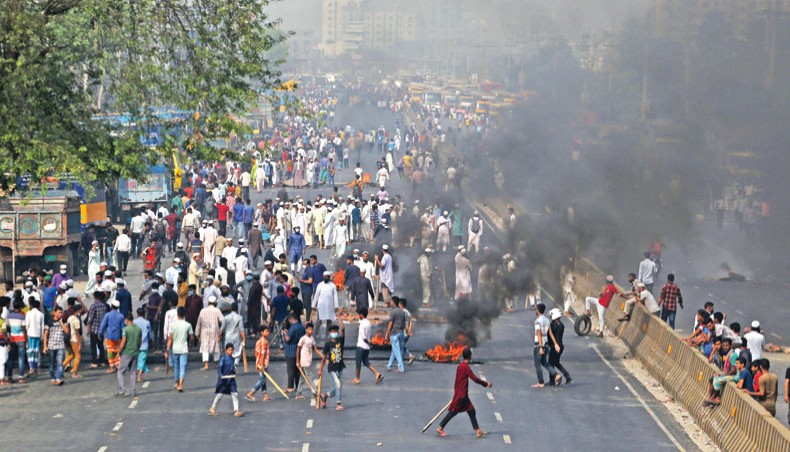 बङ्गलादेशमा तनाव ब​ढ्दै ग​एपछि करिब ८०० नेपाली विद्यार्थी स्वदेश फर्किए