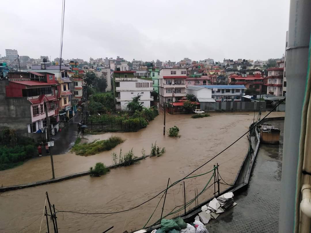 काठमाडौं उपत्यकासहित देशका विभिन्न स​ह​र डुबानमा