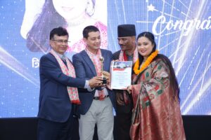 Singer Tripti has been awarded the ‘Best Female Singer’ award