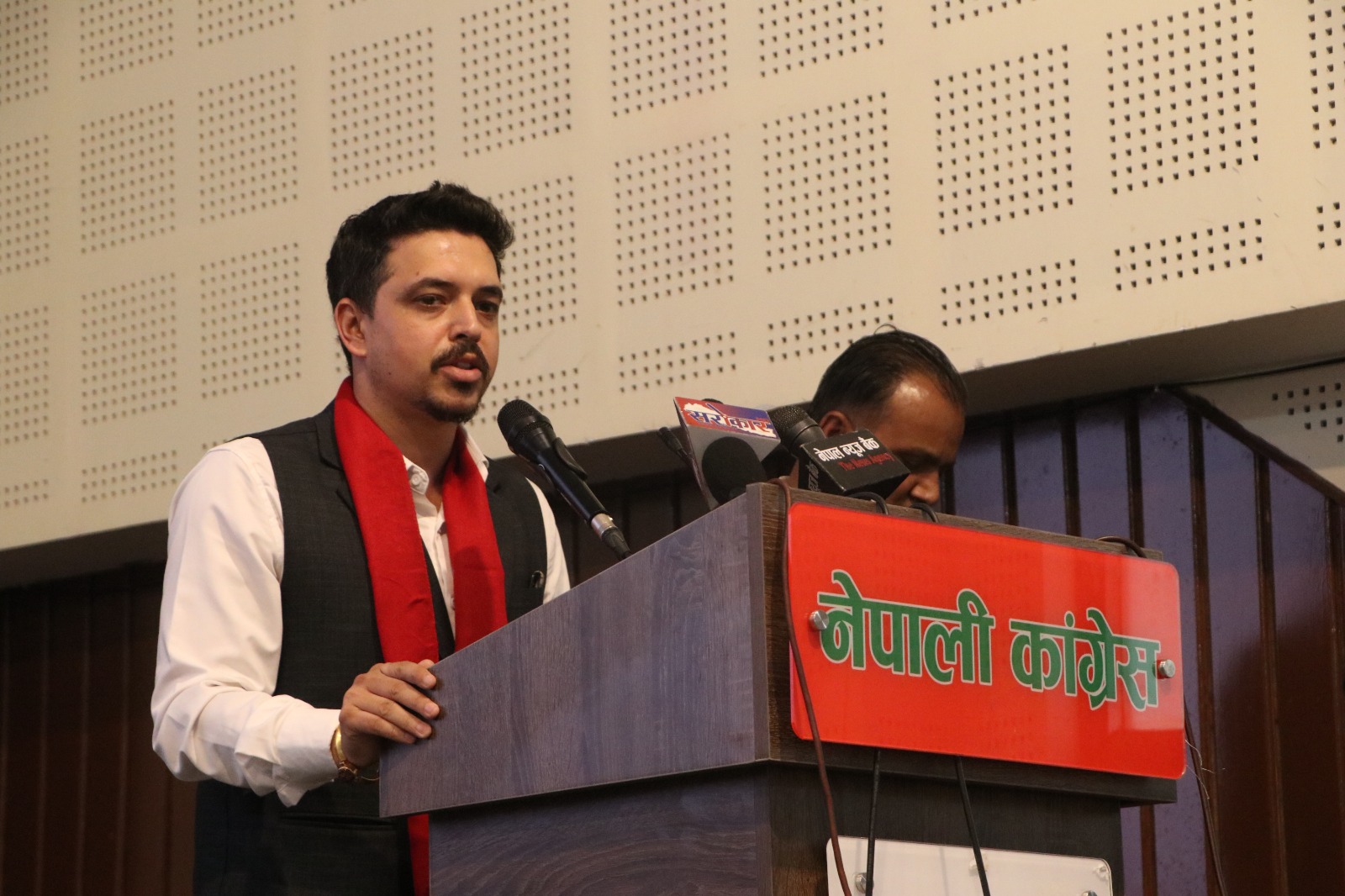 नेपाली काँग्रेस आर्थिक नीति तथा योजना विभागद्वारा २०८२/८३ को बजेट समीक्षा गोष्ठी सम्पन्न