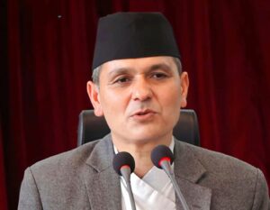 लुटिएका हतियार र कैदी चुनावसम्म नियन्त्रणमा ल्याउने गृहमन्त्री अर्याल​को दाबी