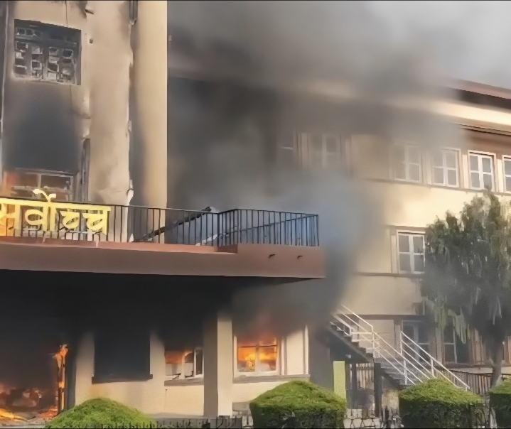 सर्वोच्च अदालत ज​ल्दा ६० हजार वटा मुद्दाका फाइल जलेर नष्ट