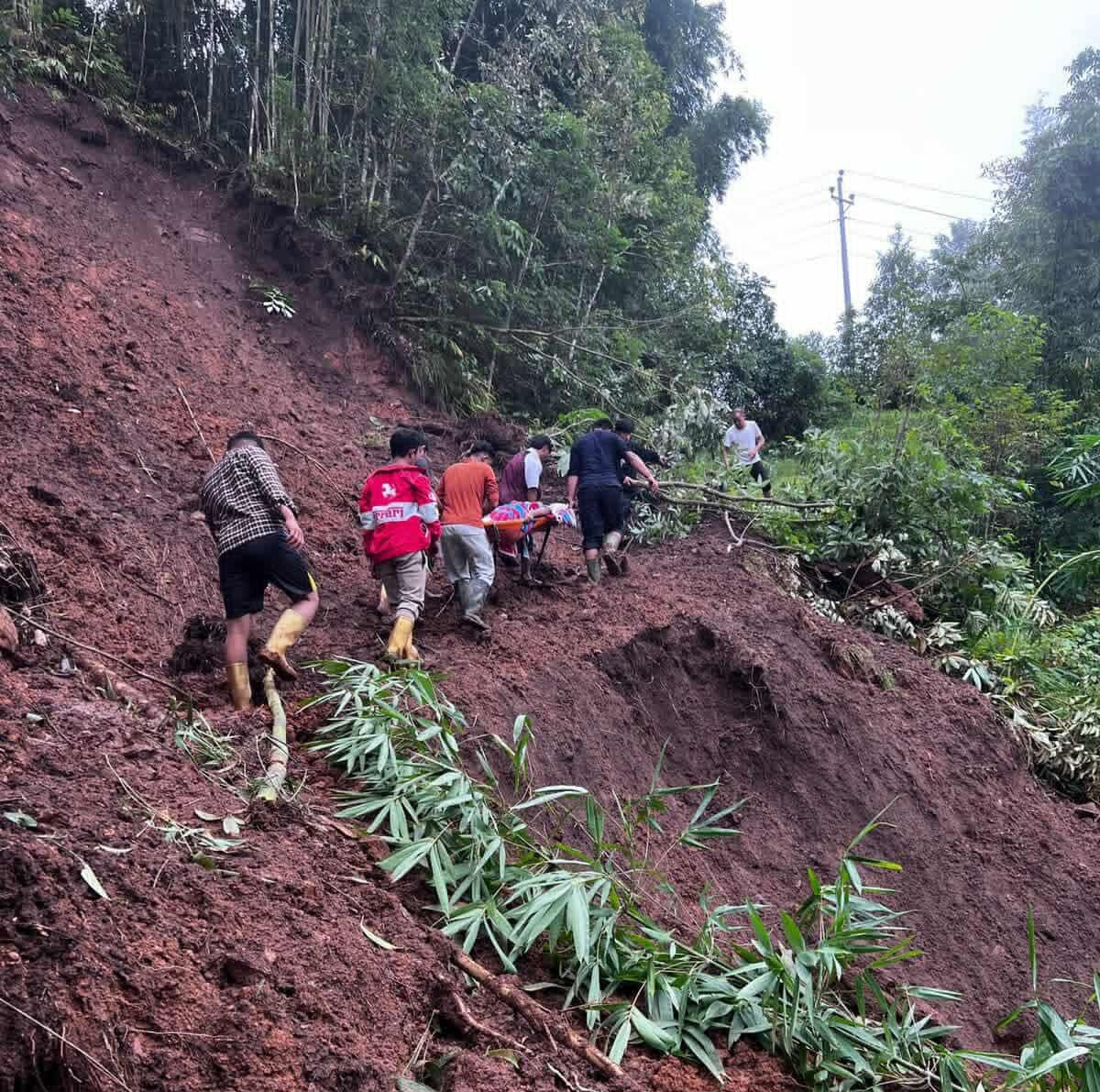 विपद्का घटनामा परेर देशभर ४९ जनाको मृ’त्यु