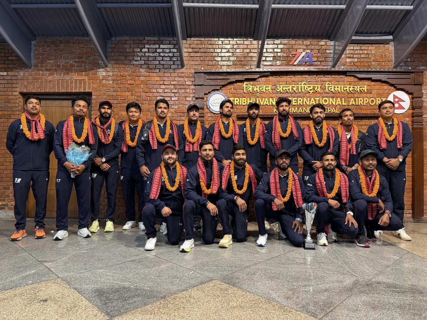 दुई ट्रफी जितेर​ यूएईबाट नेपाली क्रिकेट टिम स्वदेश फिर्ता