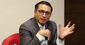राष्ट्र बैंक जस्तो स्थापित र संवेदनशील संस्थाको संरचनामा बारम्बार फेरबदल हुदैन: अर्थमन्त्री वाग्ले